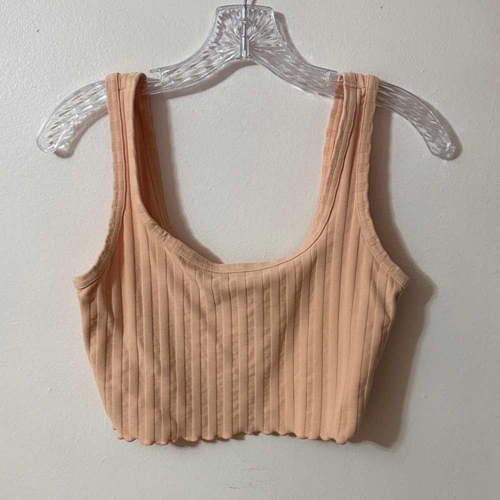 Aerie offline tank top 
Color: salmon